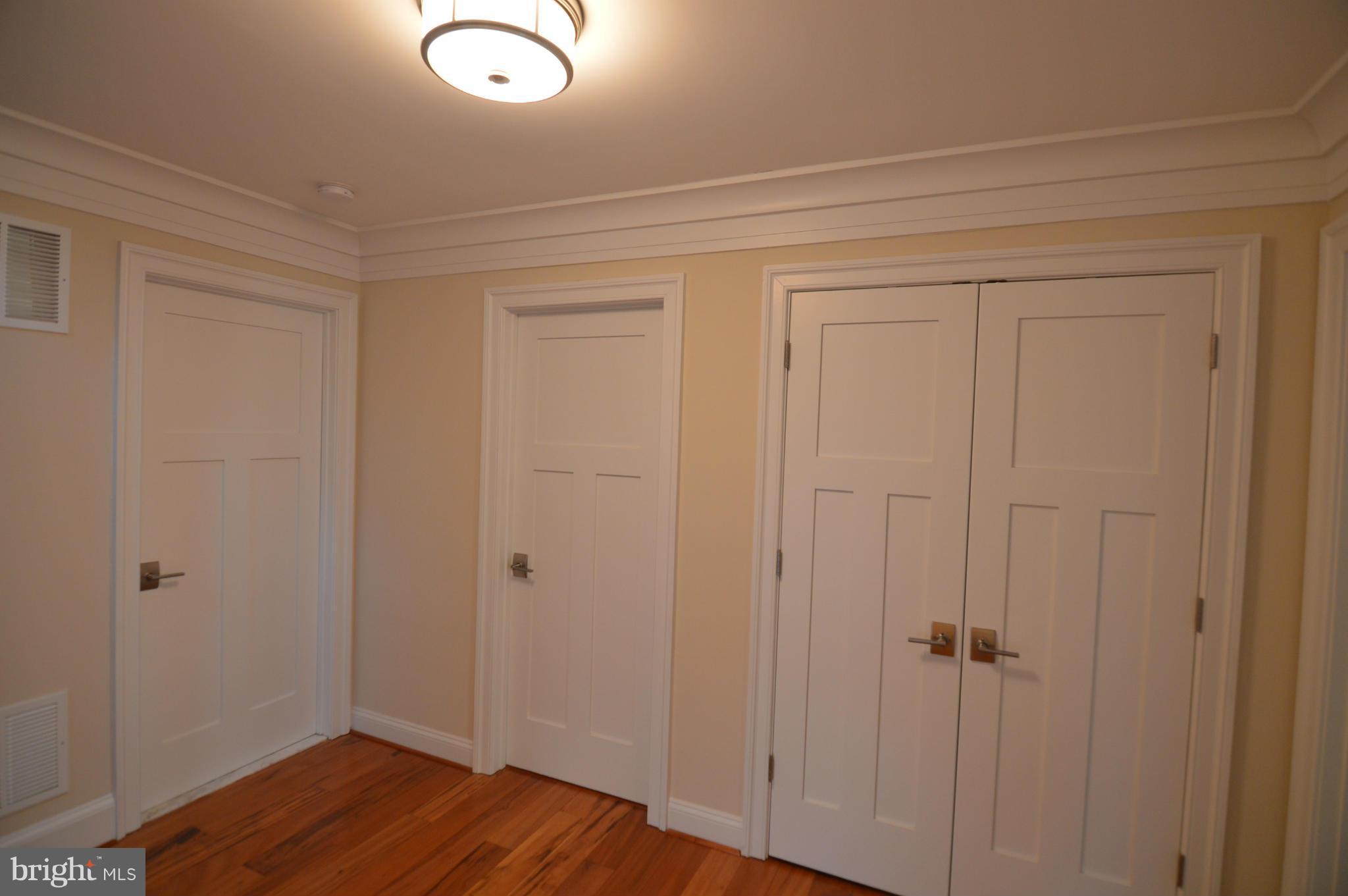 9404 Riley Place Silver Spring, MD 20910 - Photo 18 of 30 2nd Floor Landing / Hallway