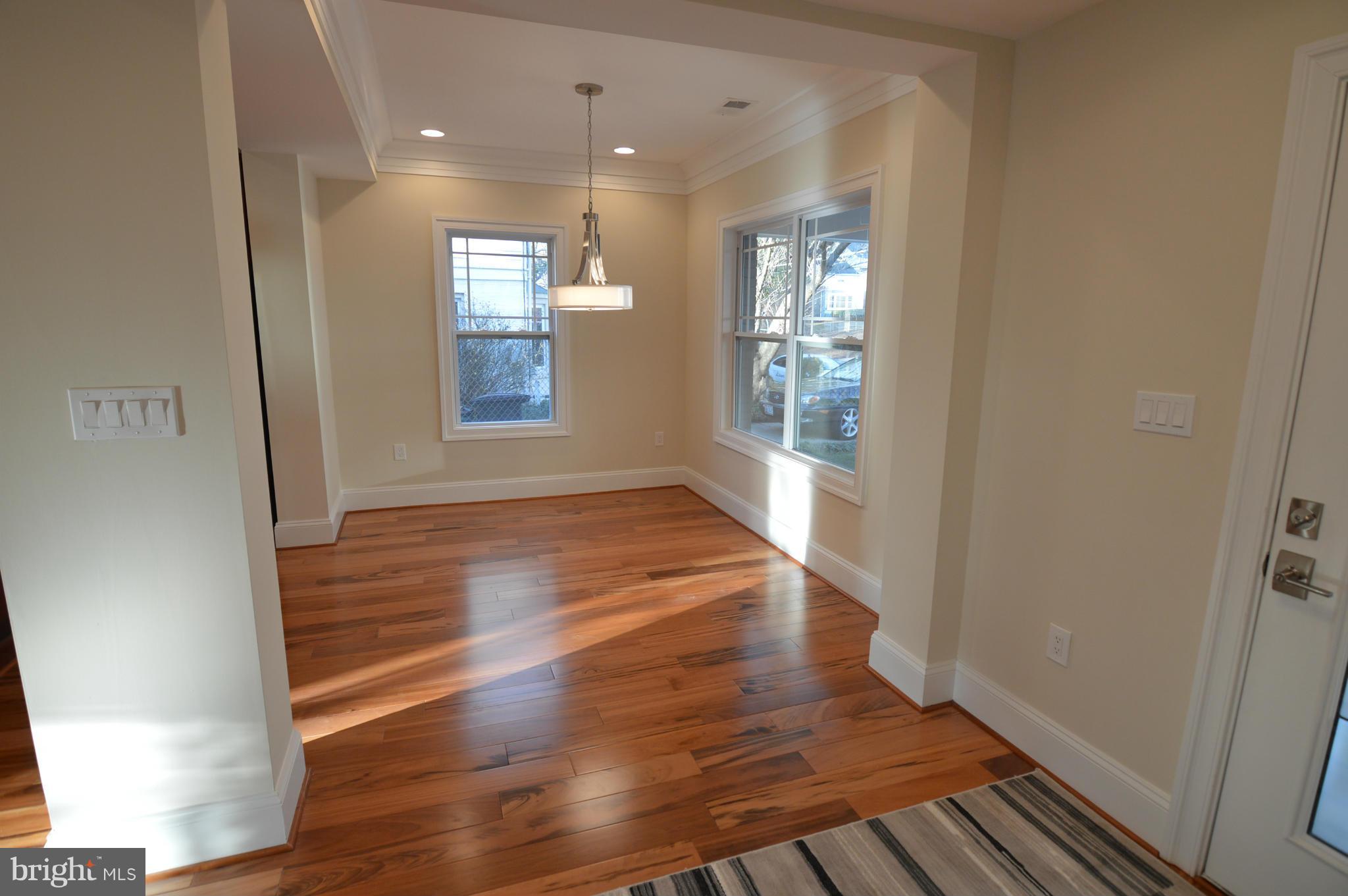 9404 Riley Place Silver Spring, MD 20910 - Photo 4 of 30 Interior (General)