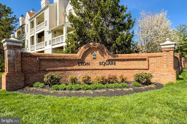$405,000 | 6984 Ellingham Circle, Unit 64, Alexandria, VA 22315