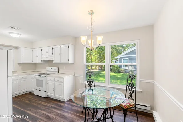 $430,000 | 9 Whitney Court, Brick, NJ 08724