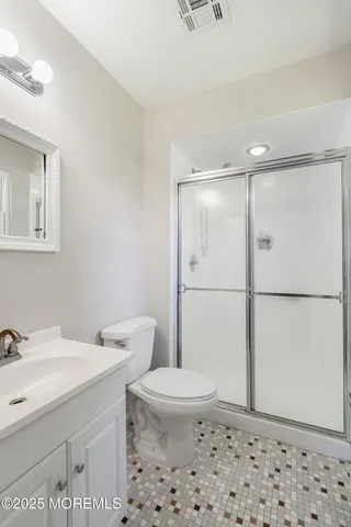 $430,000 | 9 Whitney Court, Brick, NJ 08724