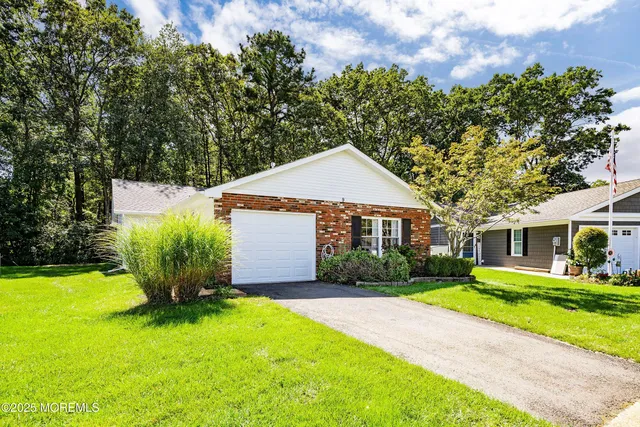 $430,000 | 9 Whitney Court, Brick, NJ 08724