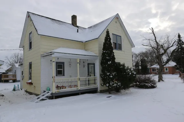 $159,900 | 357 5th Avenue Southwest, Perham, MN 56573