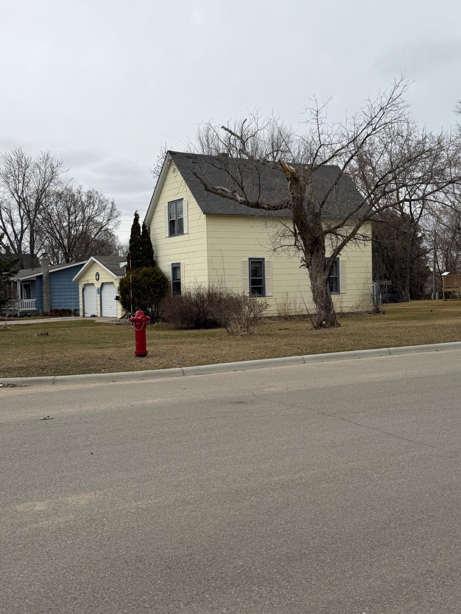 357 5th Avenue Southwest Perham, MN 56573 - Photo 3 of 13
