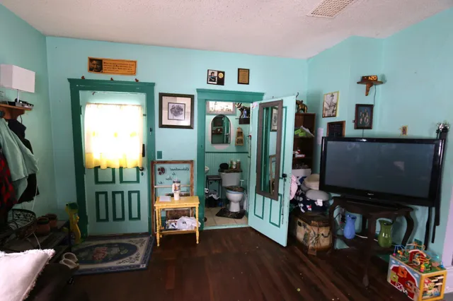 $159,900 | 357 5th Avenue Southwest, Perham, MN 56573