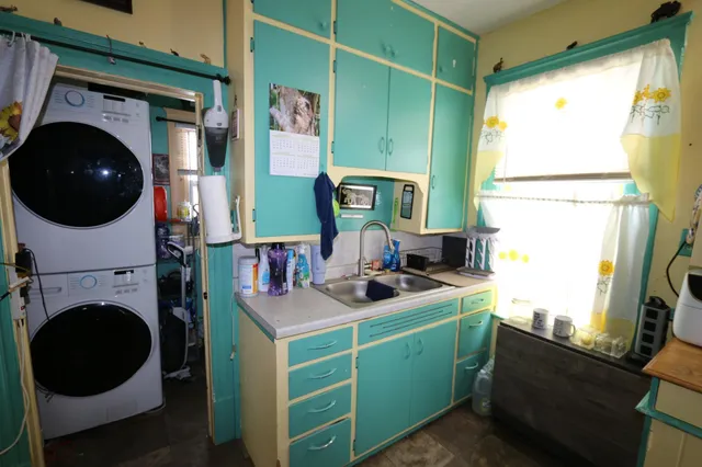 $159,900 | 357 5th Avenue Southwest, Perham, MN 56573