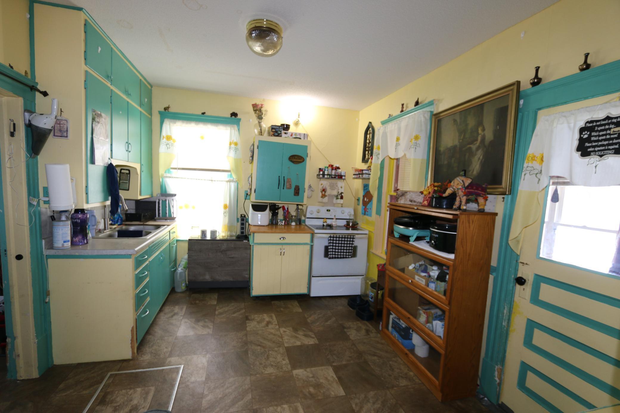 357 5th Avenue Southwest Perham, MN 56573 - Photo 7 of 12