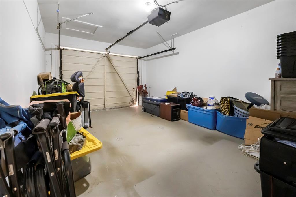 232 South Moseley Street De Leon, TX 76444 - Photo 28 of 39 a view of a room with gym equipment