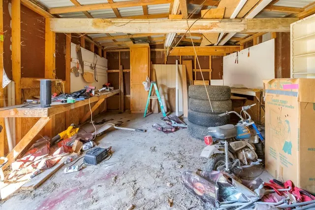 $235,000 | 232 South Moseley Street, De Leon, TX 76444