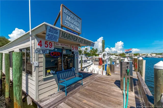 $465,000 | 3901 Southeast St Lucie Boulevard, Unit 39, Stuart, FL 34997