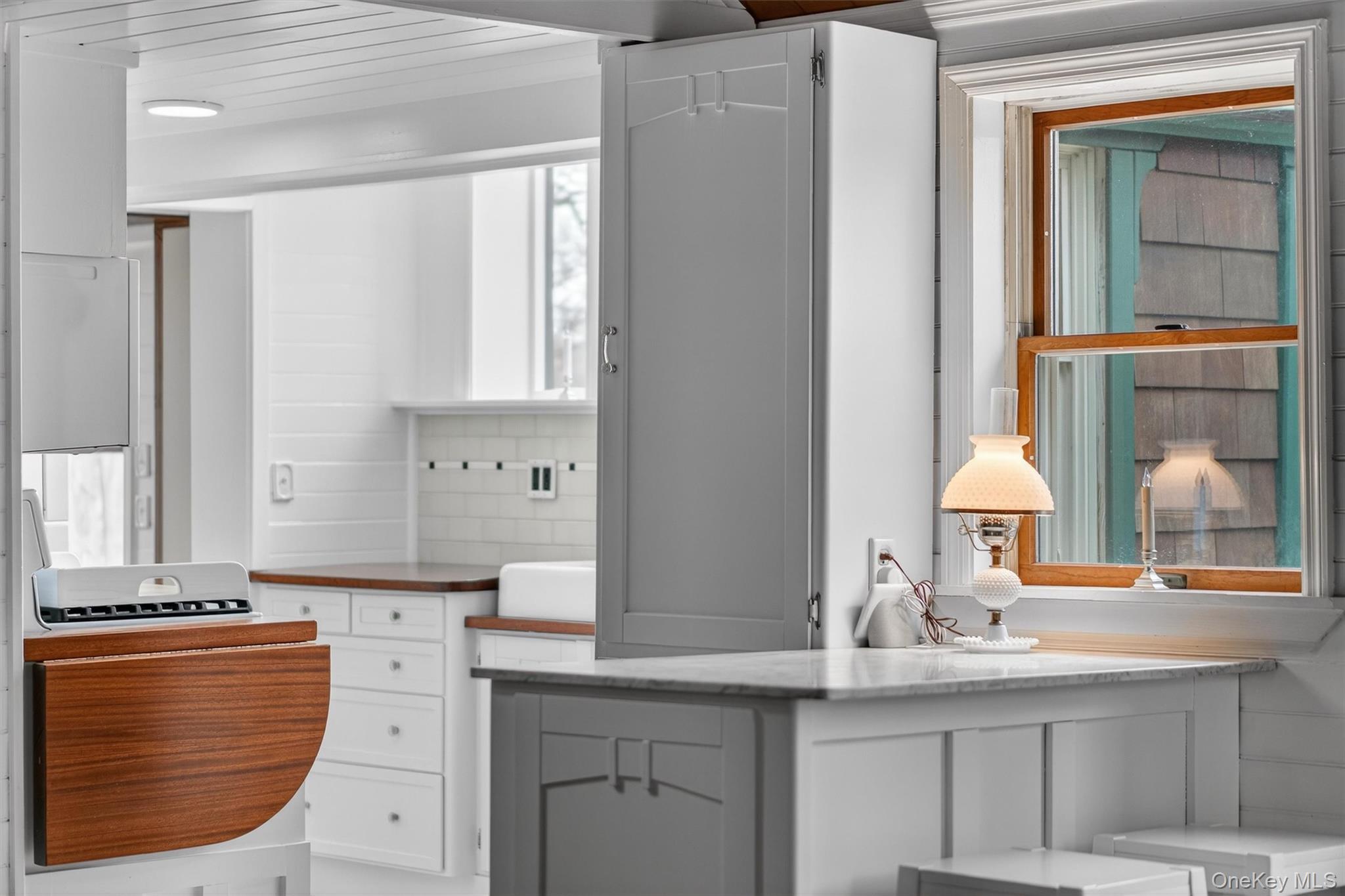 58 Oxford Springs Road Chester, NY 10918 - Photo 14 of 38 Breakfast bar