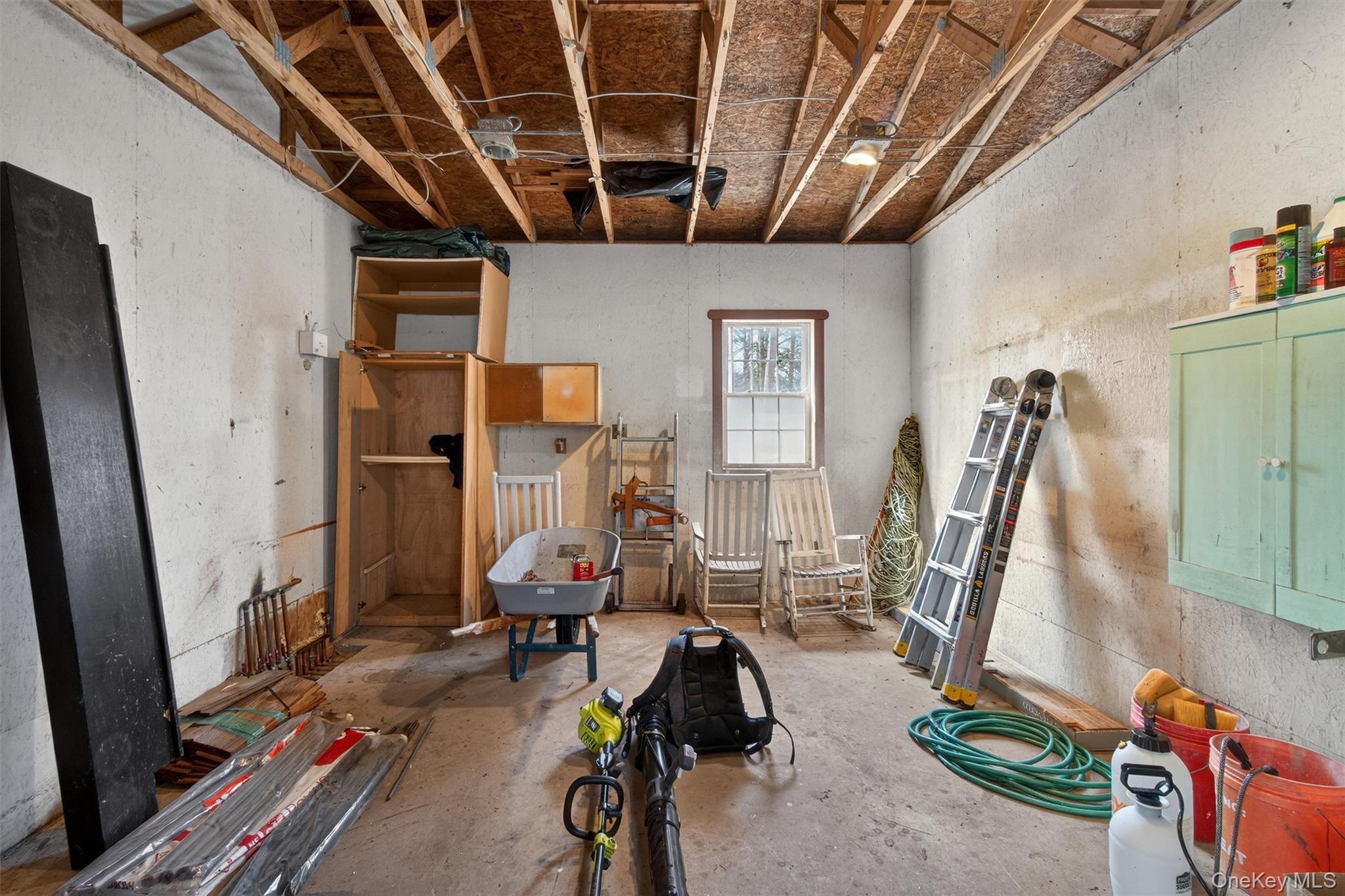 58 Oxford Springs Road Chester, NY 10918 - Photo 32 of 38 Workshop, office or storage space within the garage