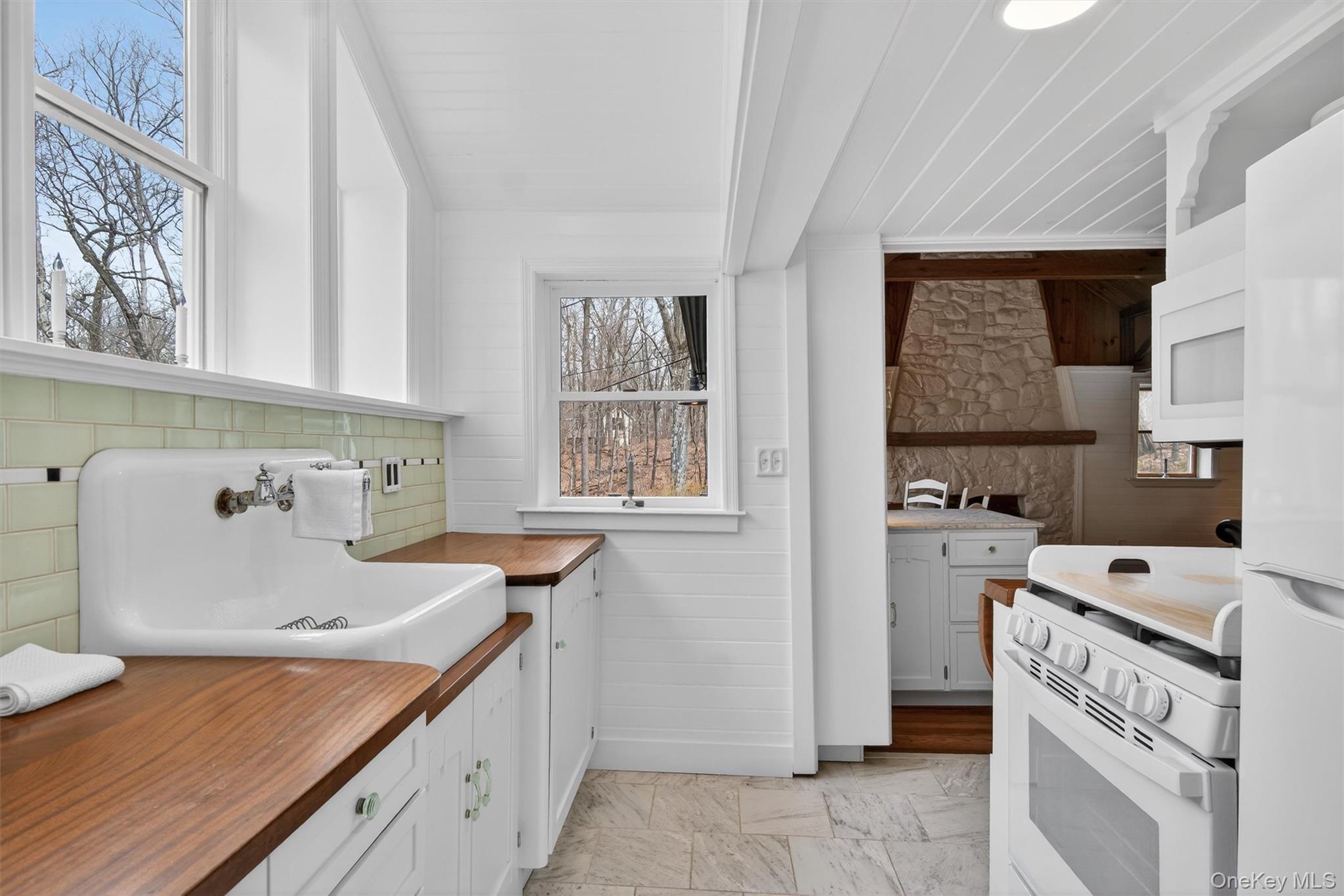 58 Oxford Springs Road Chester, NY 10918 - Photo 8 of 38 Walk in to this charming galley kitchen