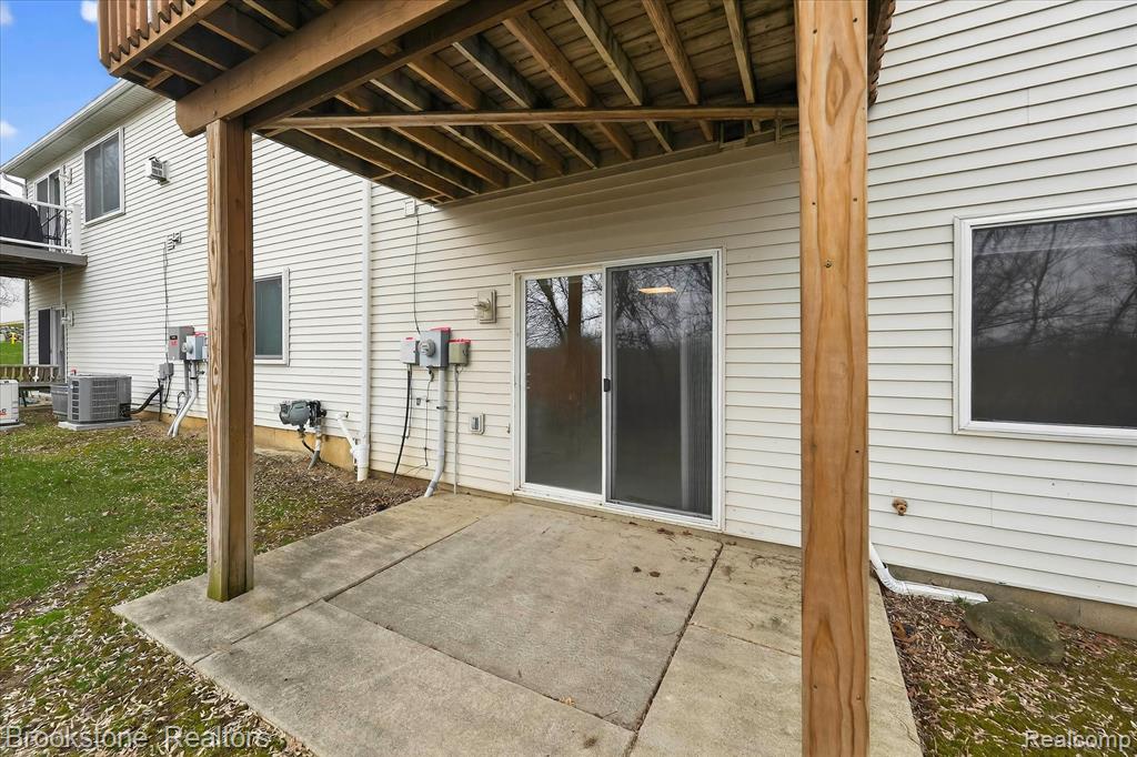 986 Spirea, Unit 44 Howell, MI 48843 - Photo 48 of 49