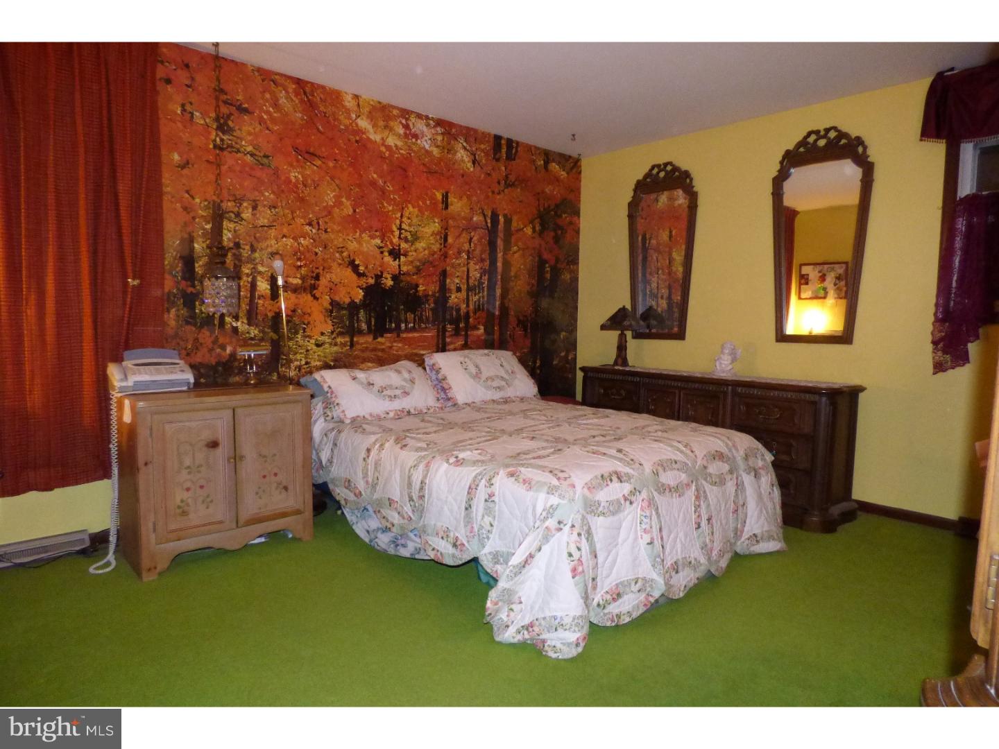179 Clementon Road Berlin, NJ 08009 - Photo 9 of 15 Bedroom - Main