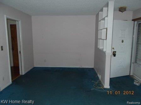 28035 Farmington Road Farmington, MI 48334 - Photo 5 of 18 DSCN0101.JPG