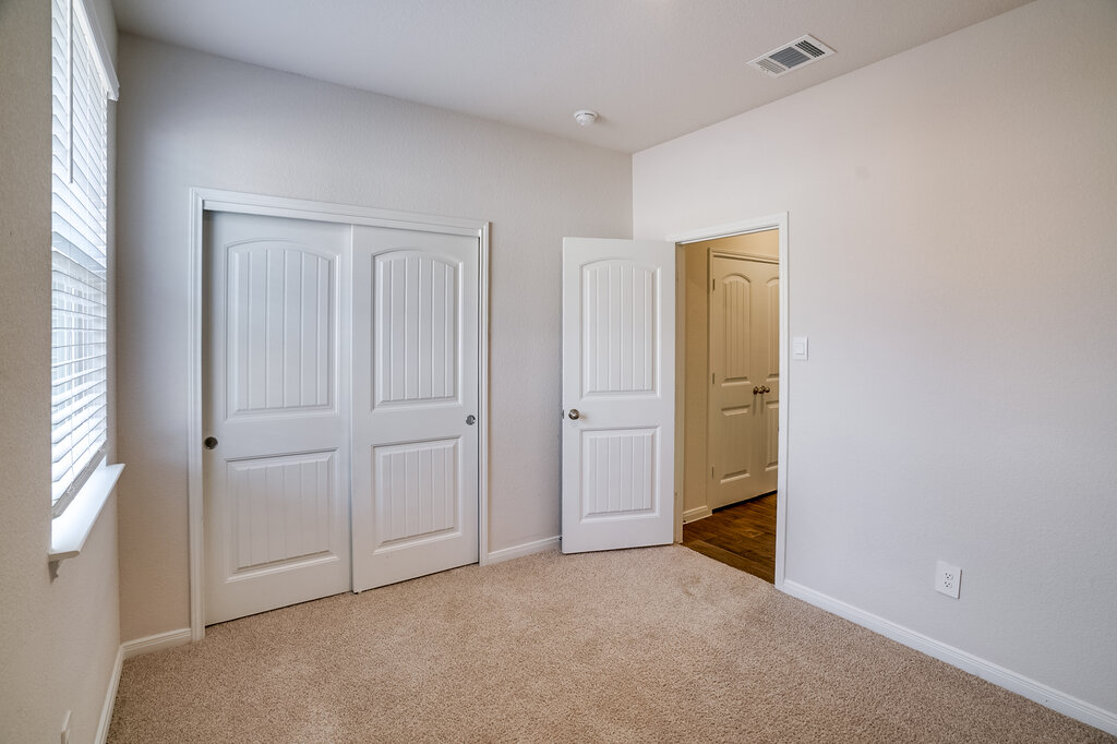 152 Docile Loop San Marcos, TX 78666 - Photo 14 of 20