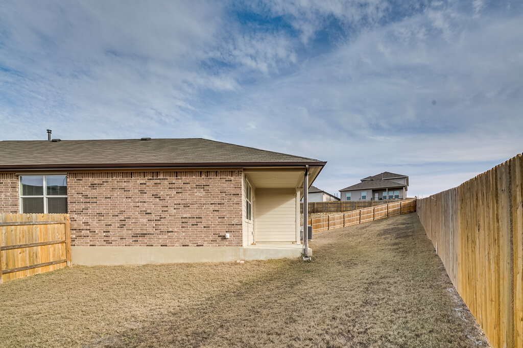 152 Docile Loop San Marcos, TX 78666 - Photo 19 of 20