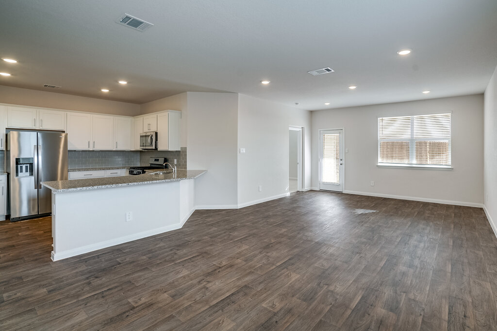 152 Docile Loop San Marcos, TX 78666 - Photo 3 of 20