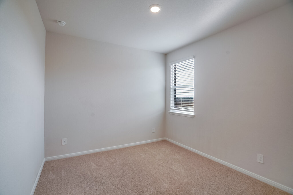 152 Docile Loop San Marcos, TX 78666 - Photo 8 of 20