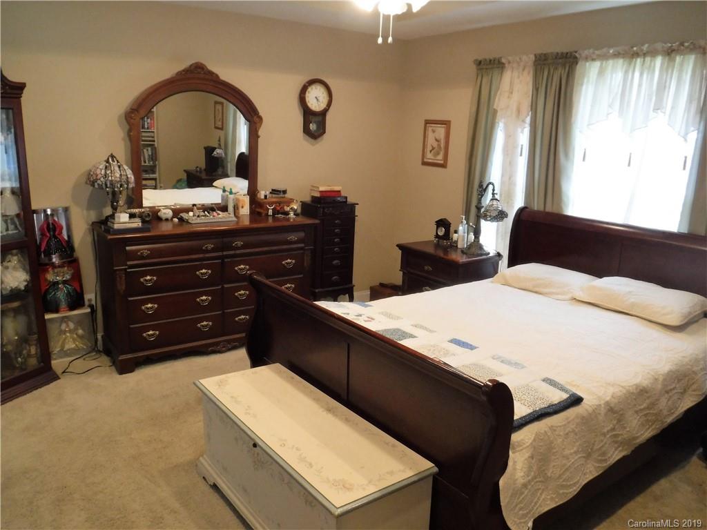 150 Hunters Trace Rutherfordton, NC 28139 - Photo 15 of 47