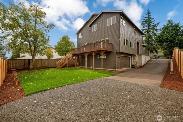 $609,950 | 11517 Marino Avenue, Unit A, Everett, WA 98204