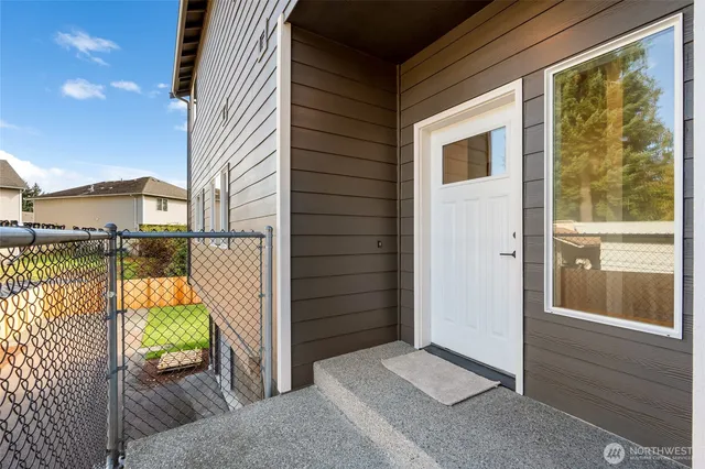 $609,950 | 11517 Marino Avenue, Unit A, Everett, WA 98204