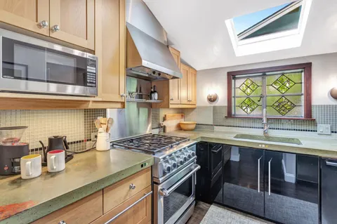 $1,898,000 | 424 Palmer Avenue, Aptos, CA 95003