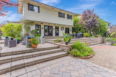 $1,898,000 | 424 Palmer Avenue, Aptos, CA 95003