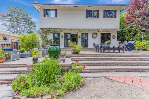 $1,898,000 | 424 Palmer Avenue, Aptos, CA 95003