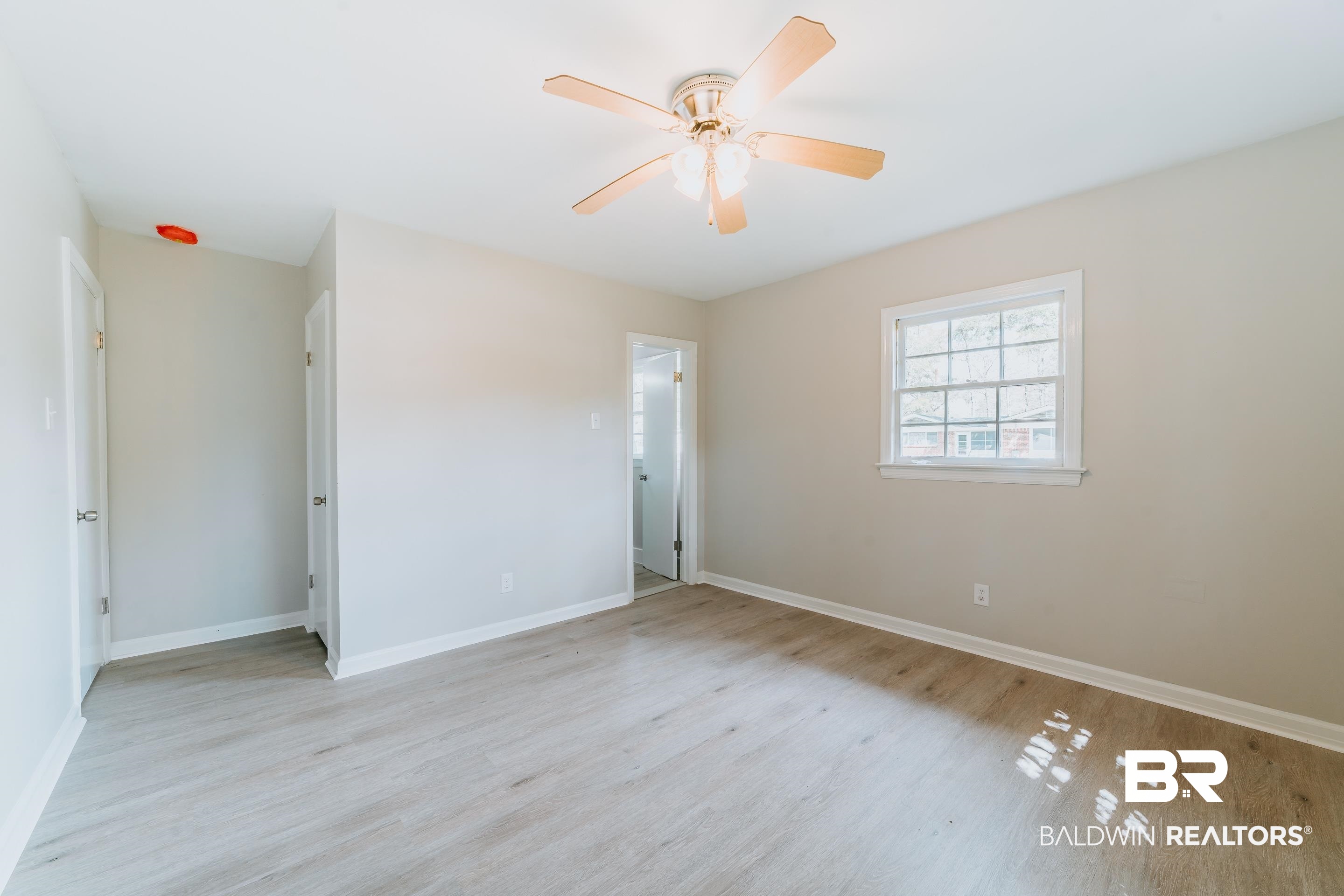 2563 Courtney Street Mobile, AL 36606 - Photo 31 of 44