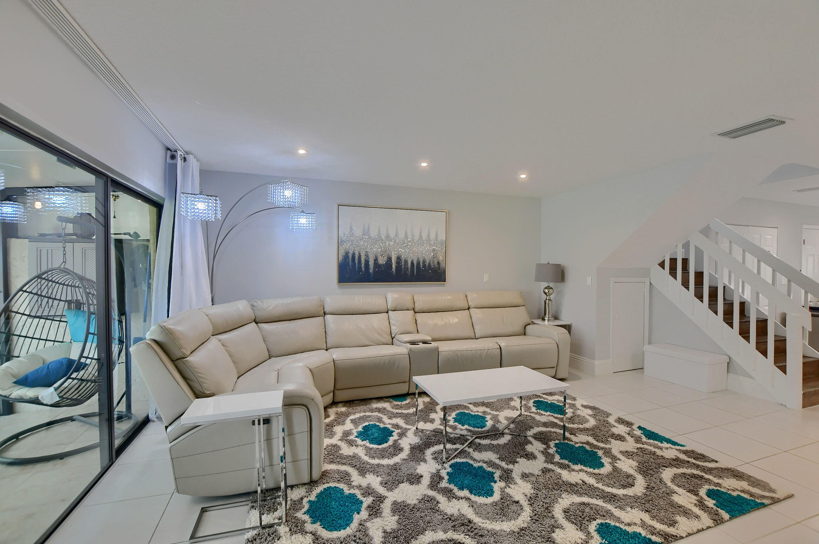 8939 Southwest 21st Court, Unit E Boca Raton, FL 33433 - Photo 15 of 38 Living Room