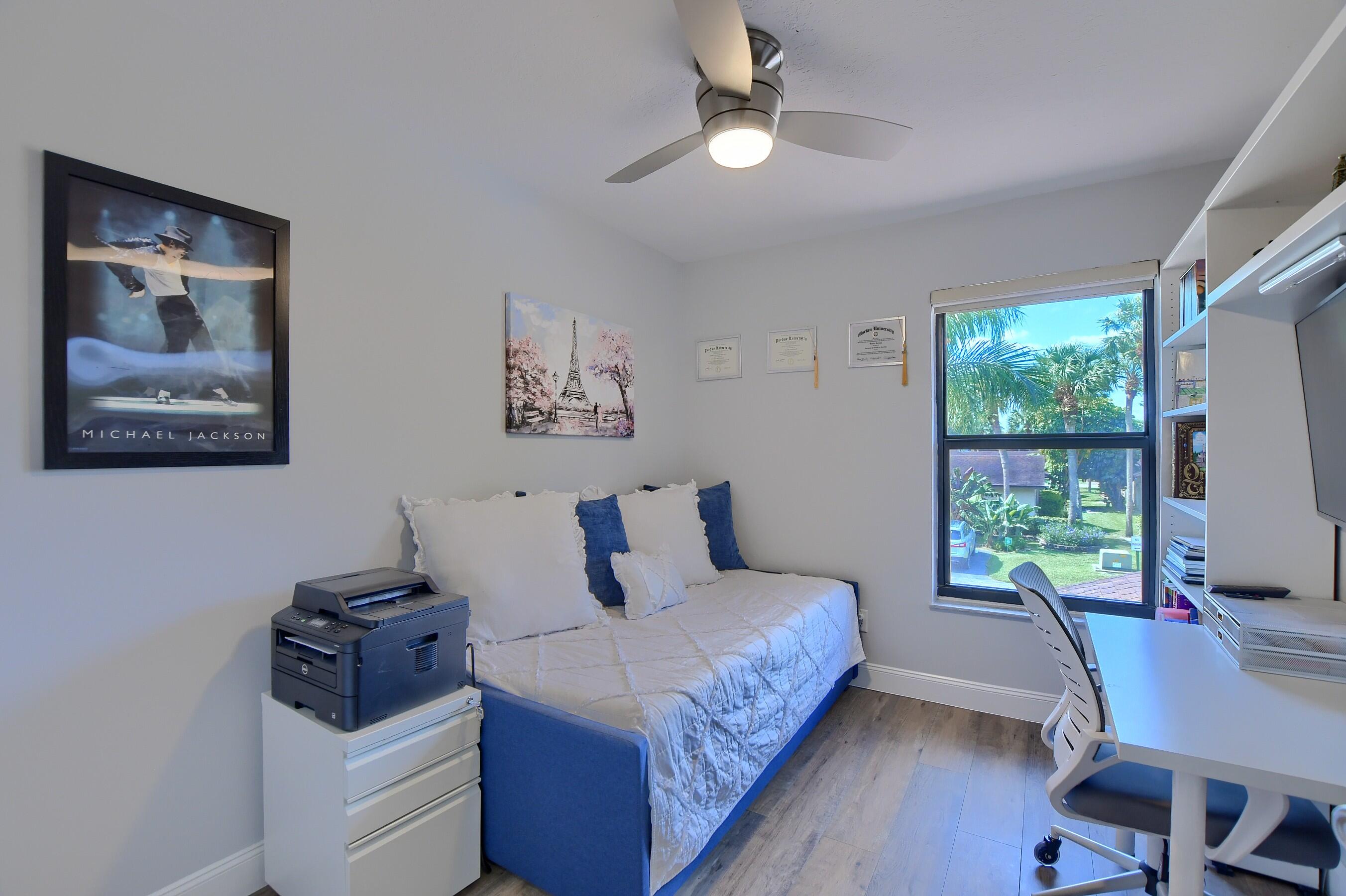 8939 Southwest 21st Court, Unit E Boca Raton, FL 33433 - Photo 26 of 38 Guest Bedroom 2