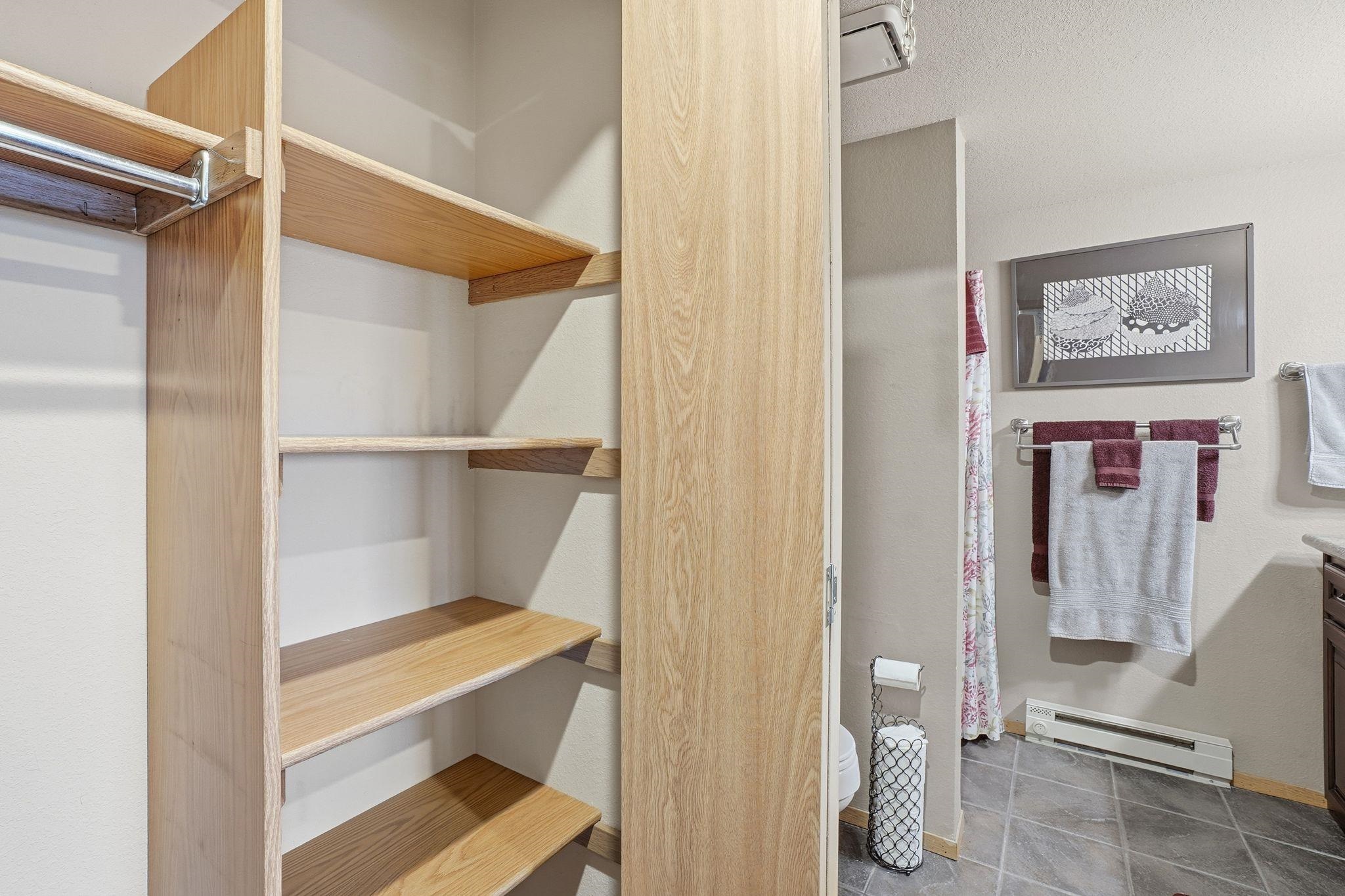 168 South Coeur D'Alene Street, Unit E103 Spokane, WA 99201 - Photo 21 of 39