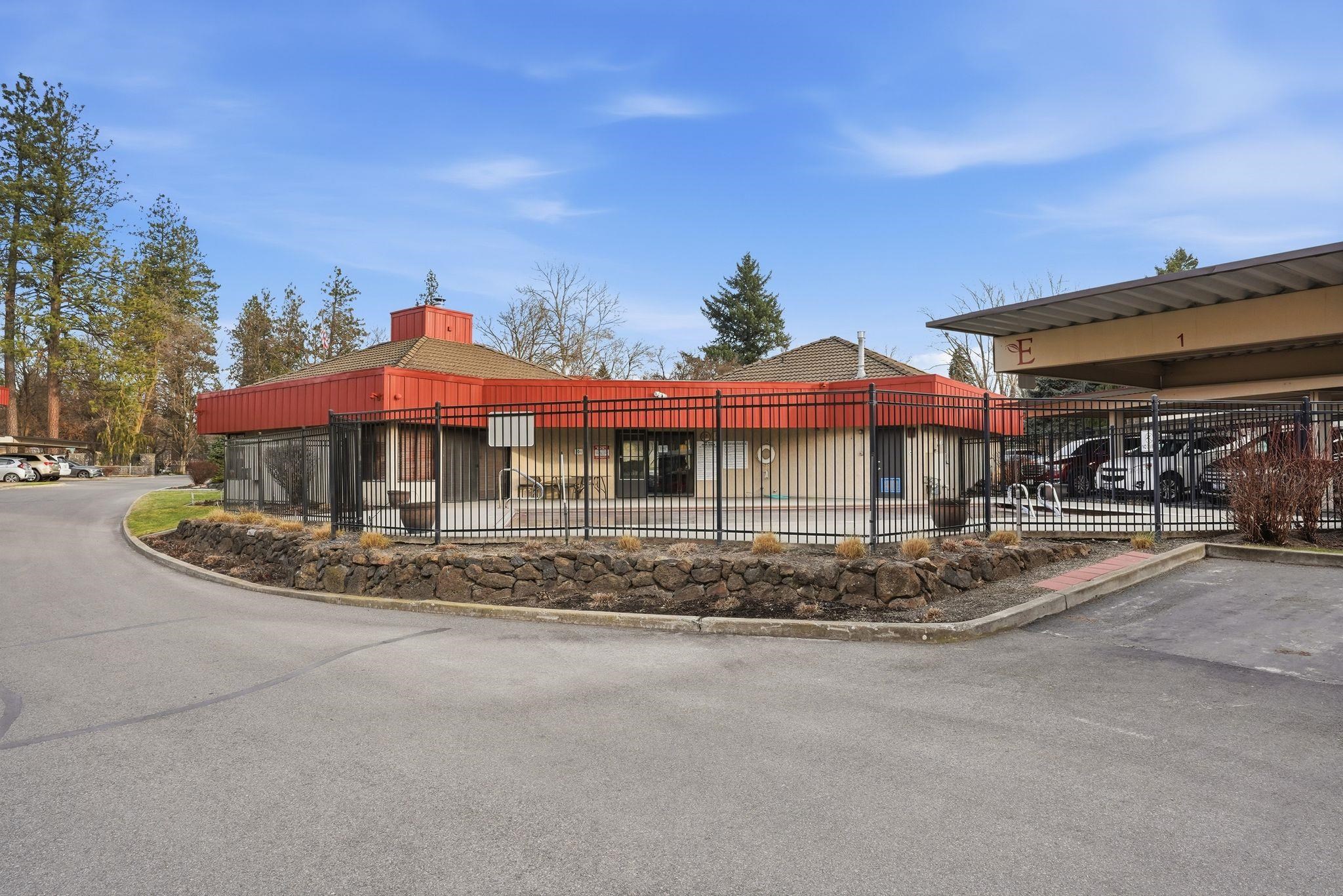 168 South Coeur D'Alene Street, Unit E103 Spokane, WA 99201 - Photo 37 of 39