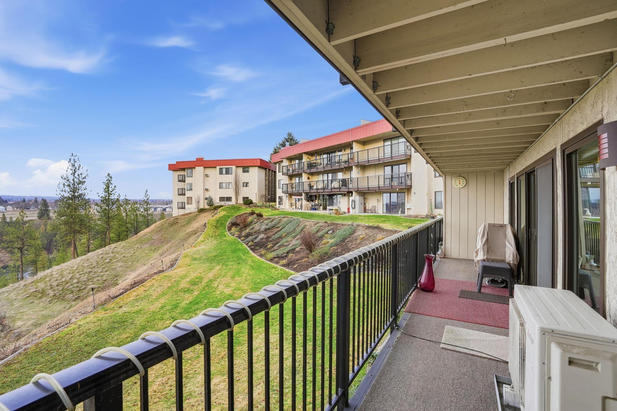 168 South Coeur D'Alene Street, Unit E103 Spokane, WA 99201 - Photo 7 of 39