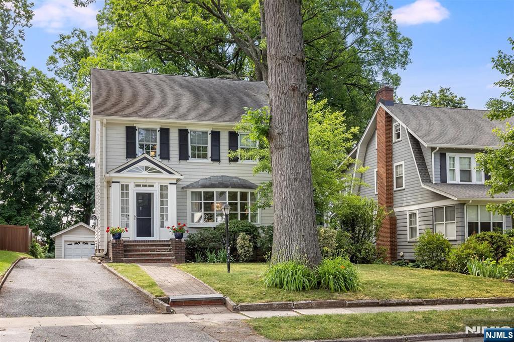 73 Hawthorne Avenue Glen Ridge, NJ 07028 - Photo 2 of 50