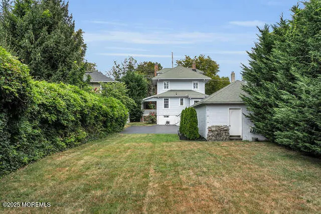 $4,599 | 137 East Bergen Place, Red Bank, NJ 07701