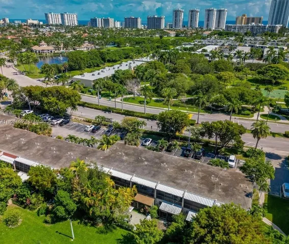 $3,500 | 1001 Three Islands Boulevard, Unit 36, Hallandale Beach, FL 33009