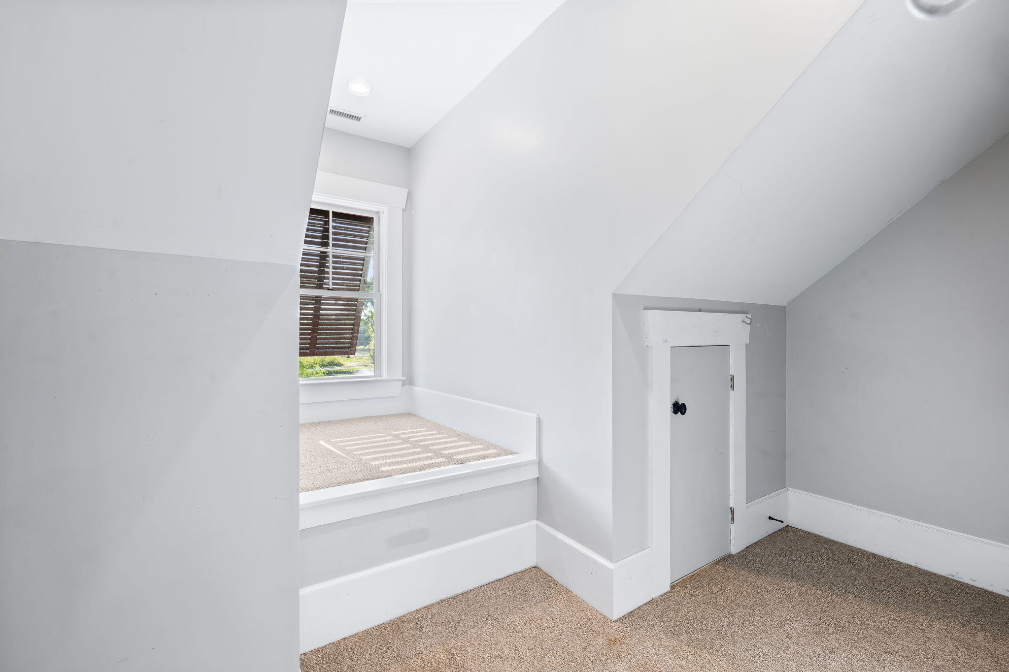 2953 State Rd S-10-1156 Johns Island, SC 29455 - Photo 35 of 64 Play area or storage