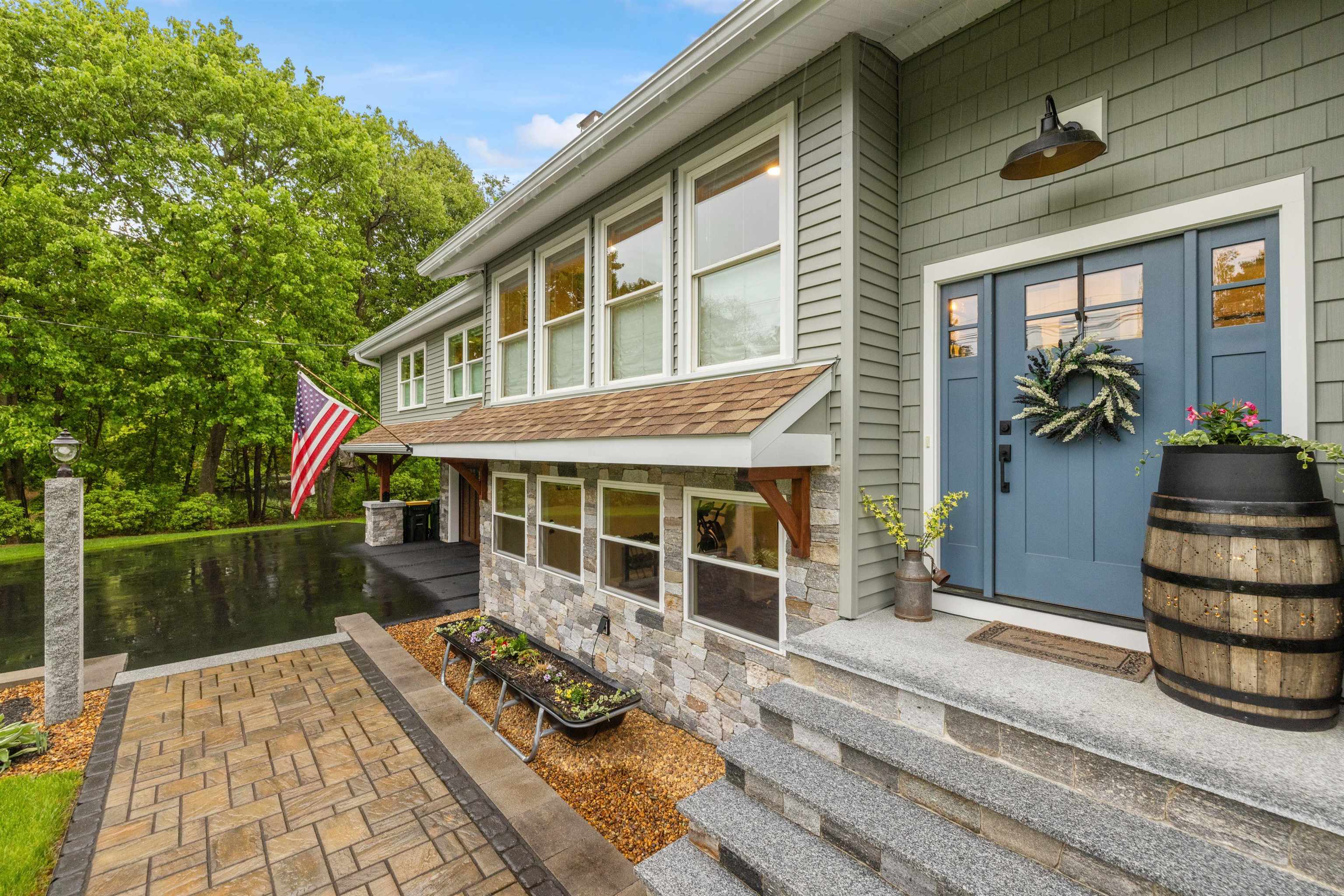 1128 North Main Street Laconia, NH 03246 - Photo 5 of 59