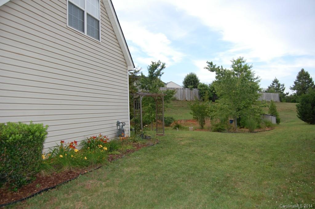 9618 Rau Court Charlotte, NC 28215 - Photo 16 of 17 Gallery Image 16