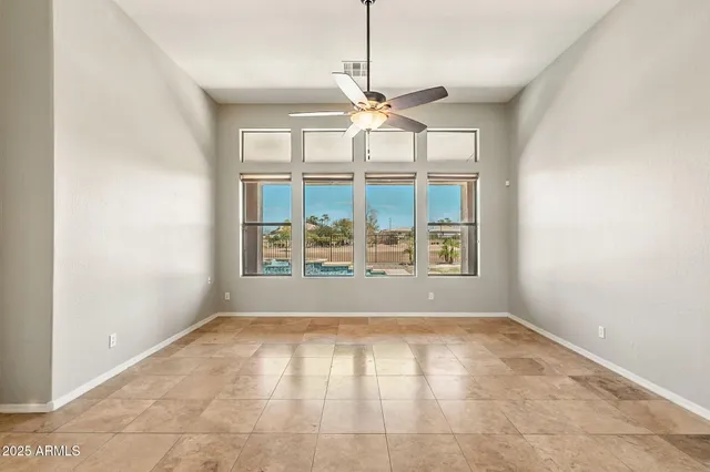 $1,079,000 | 633 South Parkcrest Street, Gilbert, AZ 85296