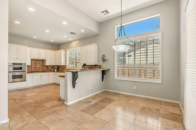 $1,079,000 | 633 South Parkcrest Street, Gilbert, AZ 85296