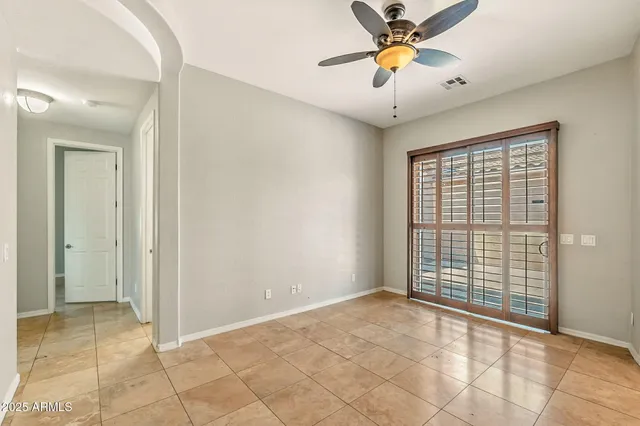 $1,079,000 | 633 South Parkcrest Street, Gilbert, AZ 85296