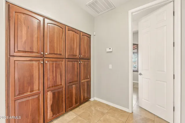 $1,079,000 | 633 South Parkcrest Street, Gilbert, AZ 85296