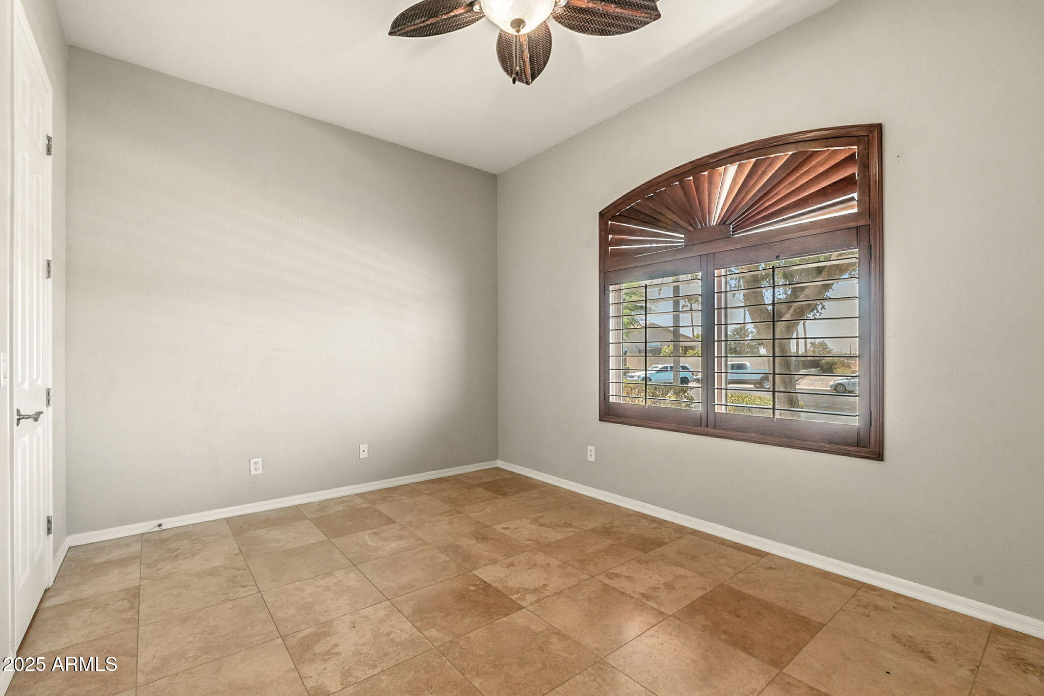 633 South Parkcrest Street Gilbert, AZ 85296 - Photo 24 of 43 51-web-or-mls-Parkcrest-51