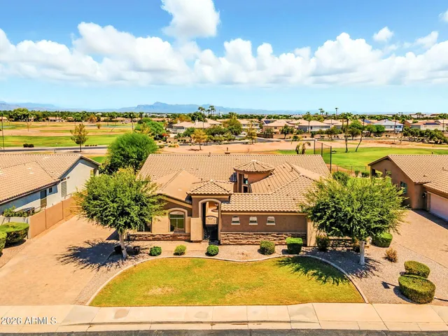 $1,079,000 | 633 South Parkcrest Street, Gilbert, AZ 85296