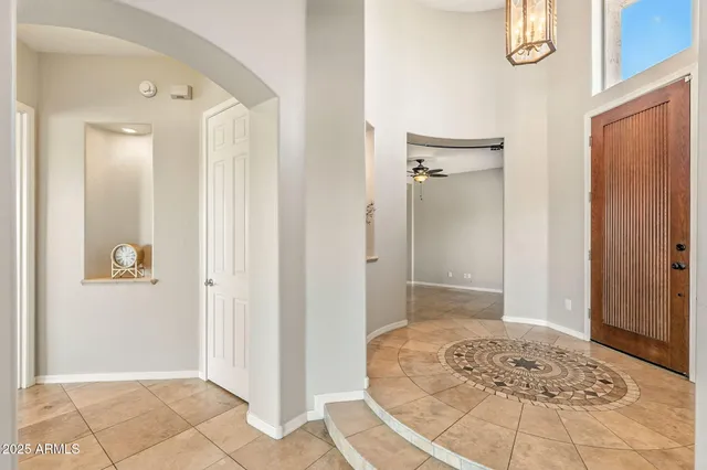 $1,079,000 | 633 South Parkcrest Street, Gilbert, AZ 85296