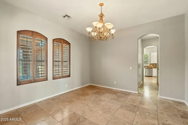 $1,079,000 | 633 South Parkcrest Street, Gilbert, AZ 85296